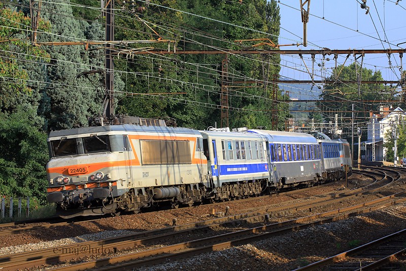BB 22405(2).JPG